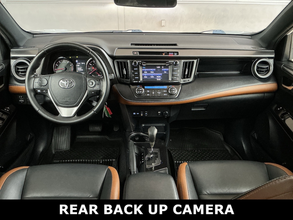Used 2018 Toyota RAV4 SE AWD SUV