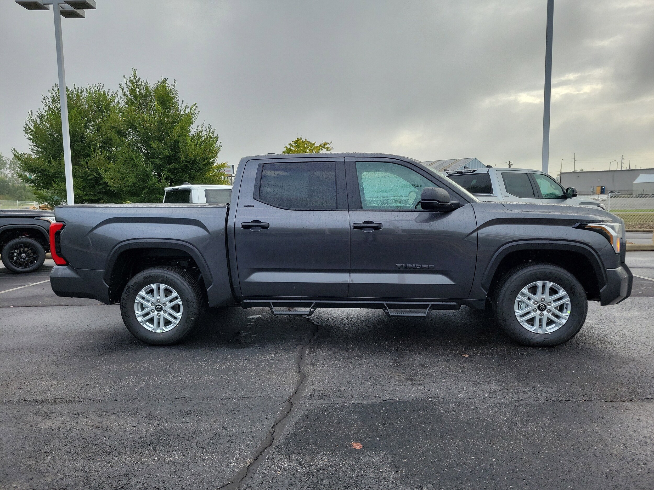 2026 Toyota Tundra SR5 CrewMax photo 3