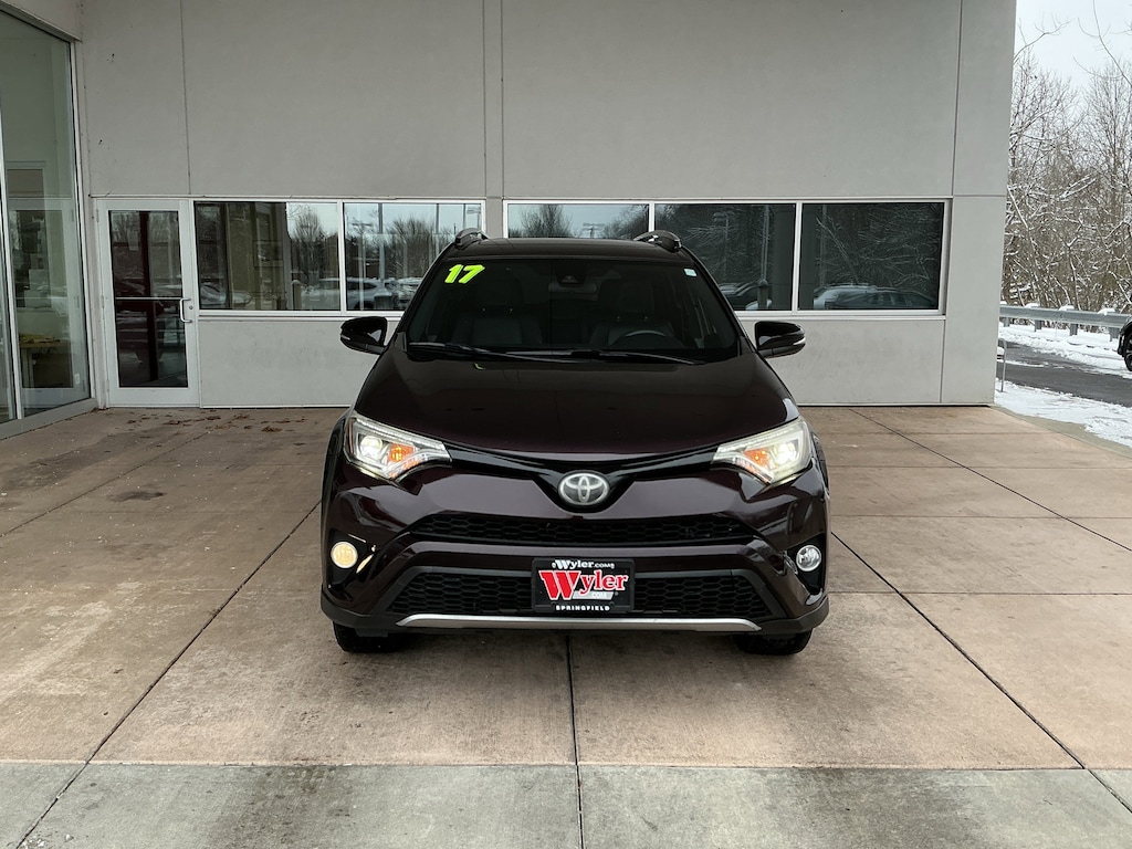 Used 2017 Toyota RAV4 SE AWD SUV