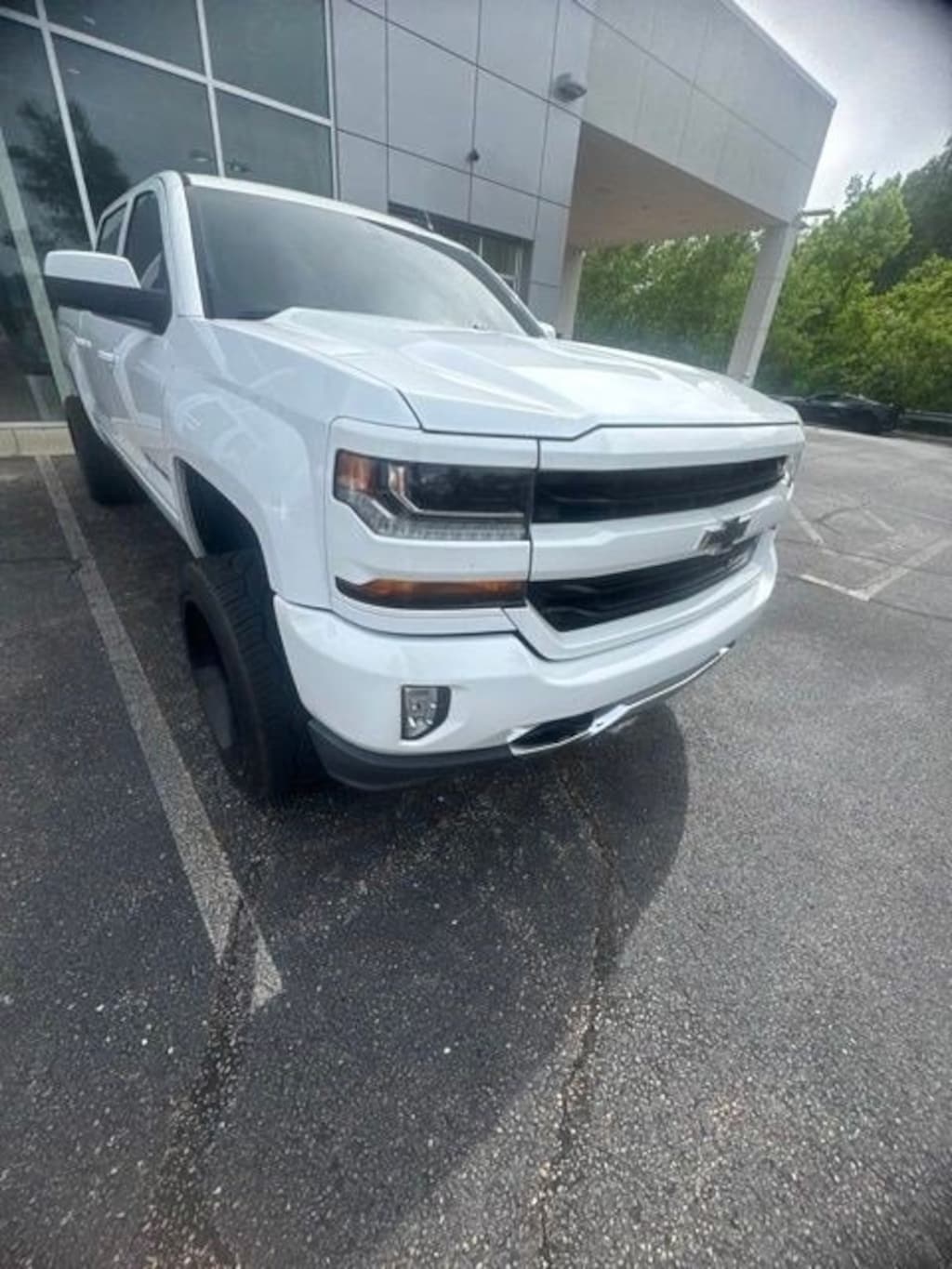 Used 2018 Chevrolet Silverado 1500 4WD Crew Cab 143.5 LT w/2LT Truck Crew Cab