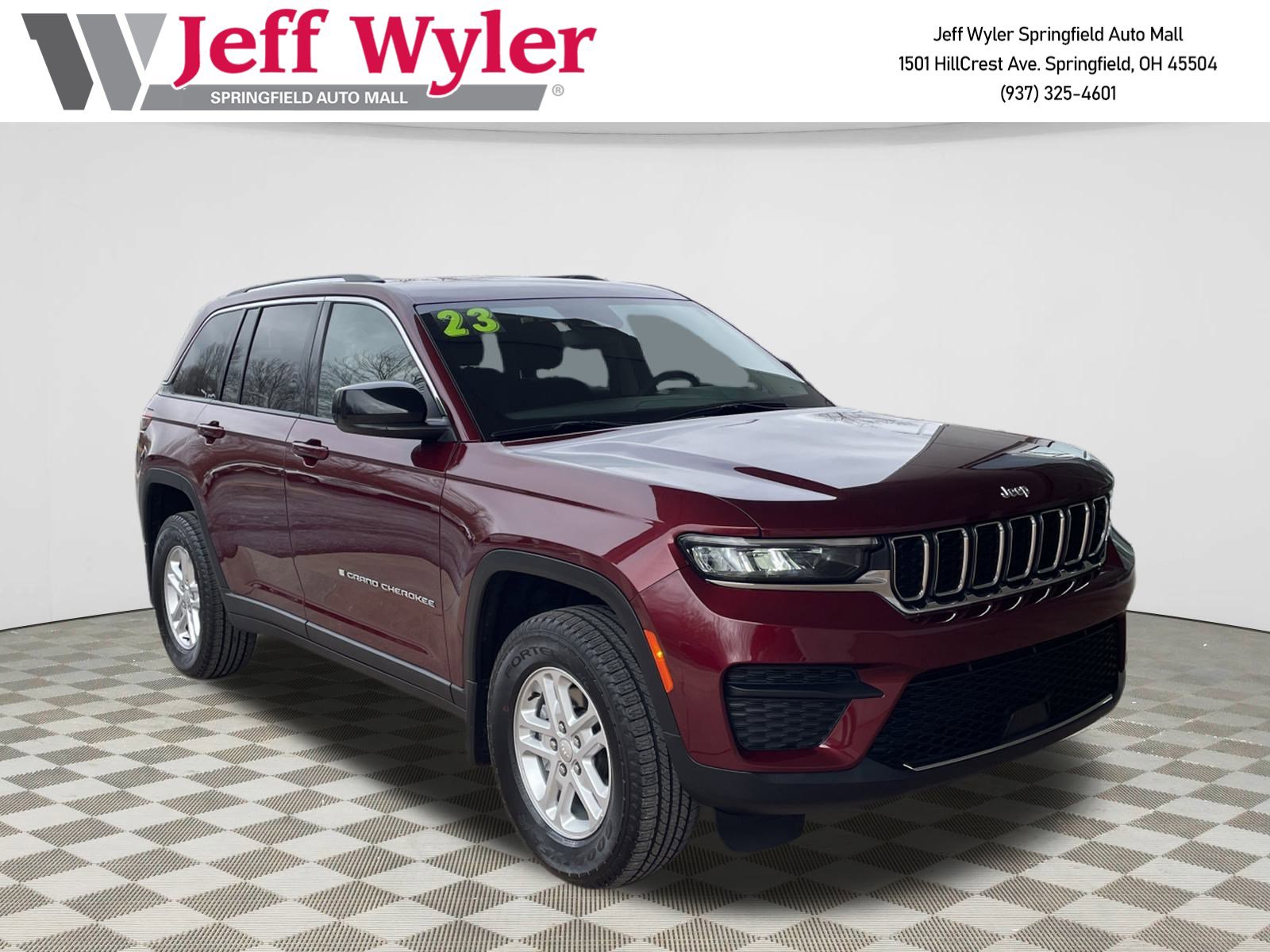 2023 Jeep Grand Cherokee Laredo's photo