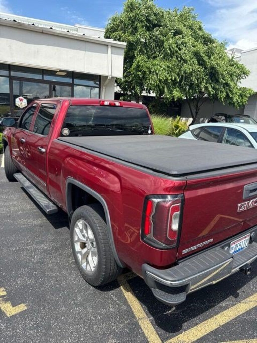 Used 2018 GMC Sierra 1500 4WD Crew Cab 153.0 SLT Truck Crew Cab