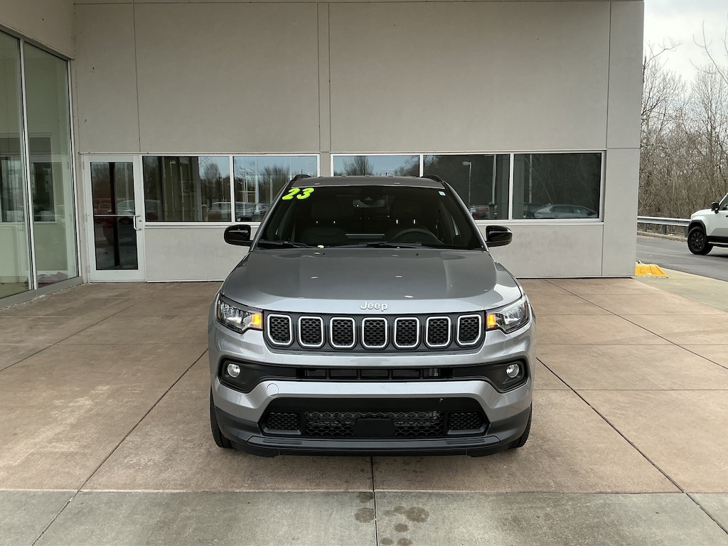 Used 2023 Jeep Compass Latitude Lux 4x4 SUV
