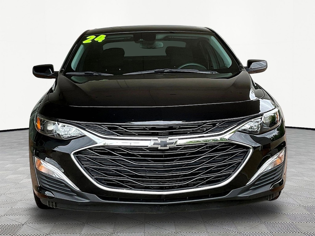 Used 2024 Chevrolet Malibu 4dr Sdn RS Sedan