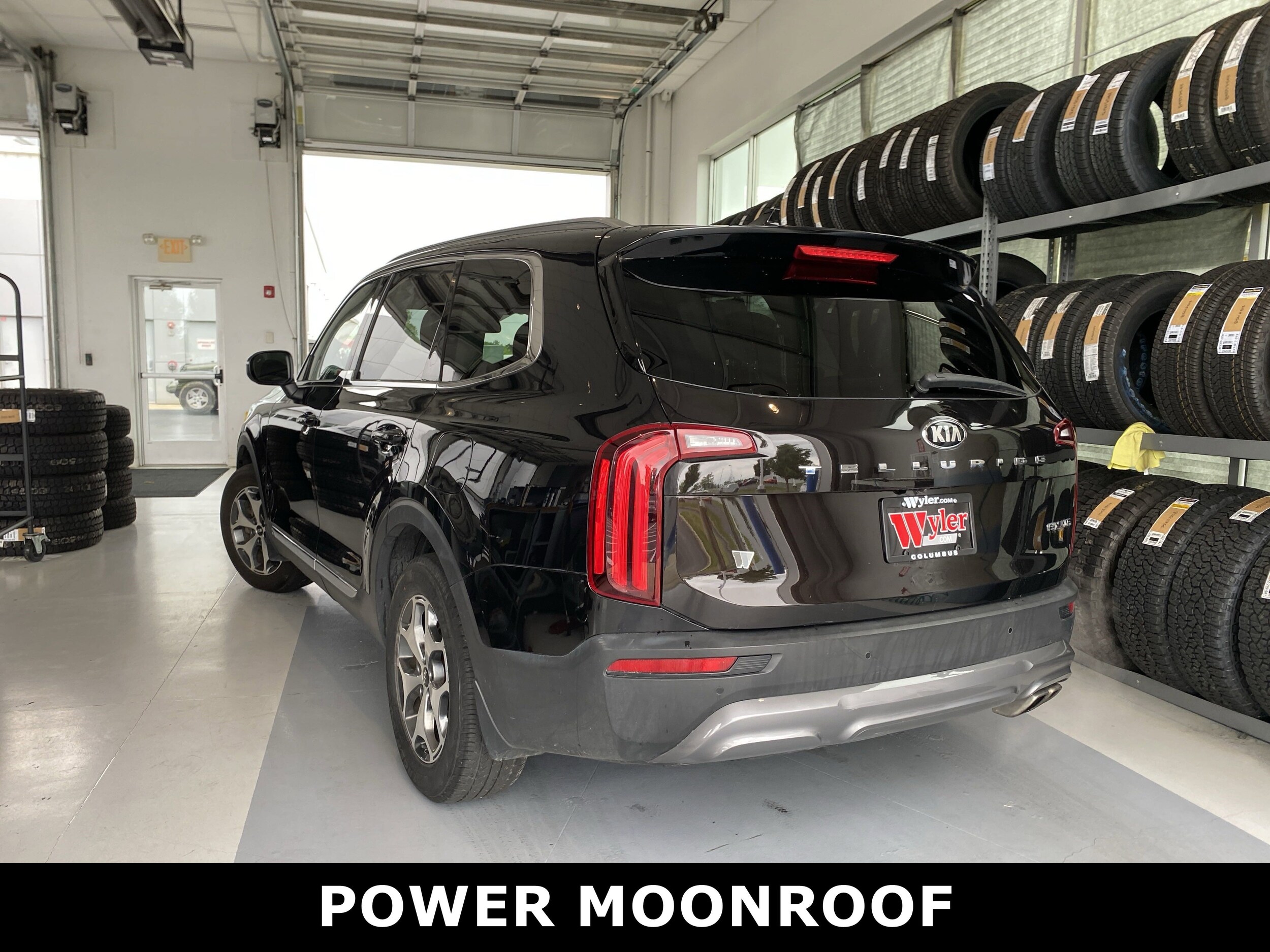2021 Kia Telluride EX photo 2