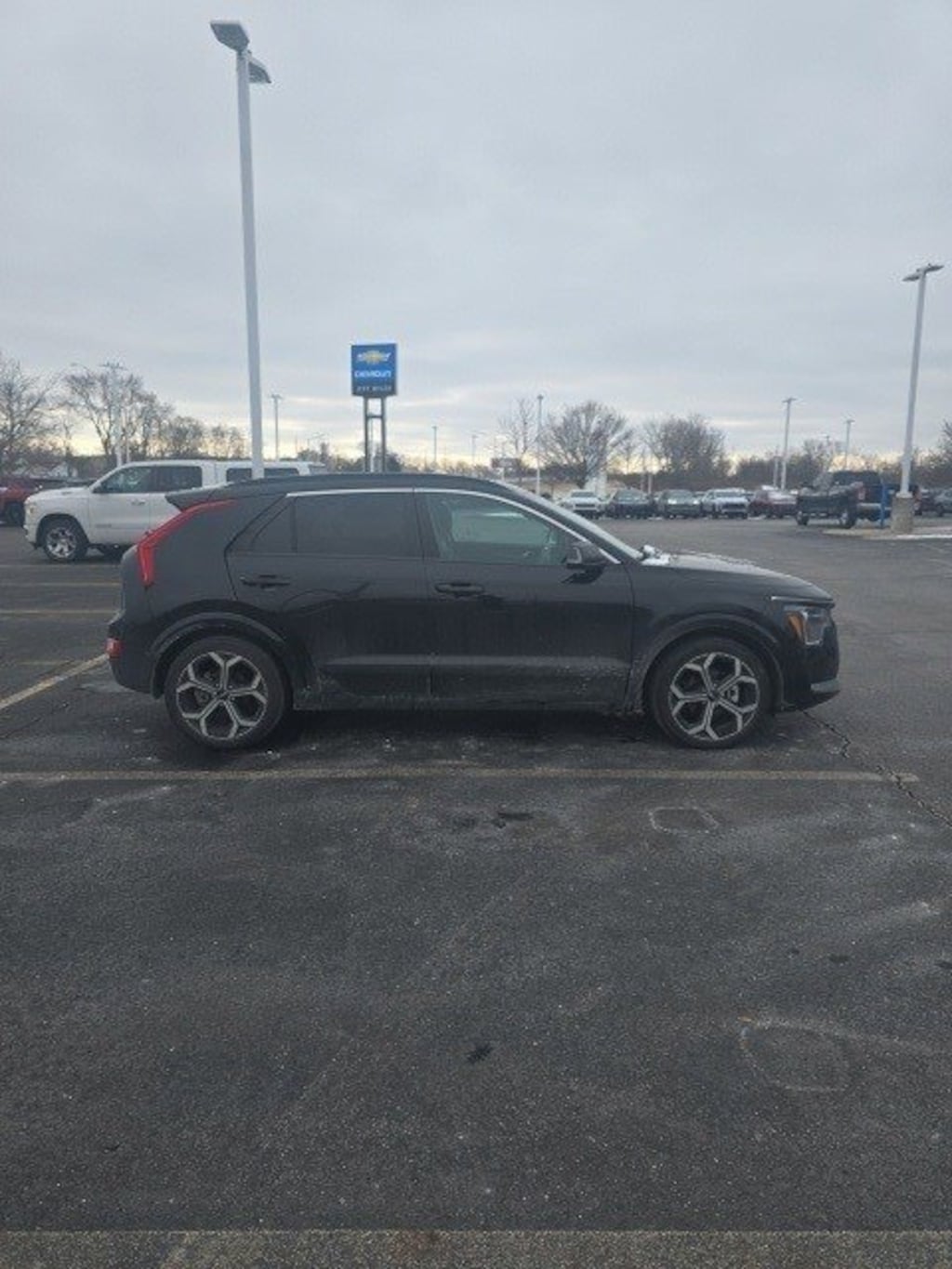 Used 2023 Kia Niro EX Touring FWD SUV
