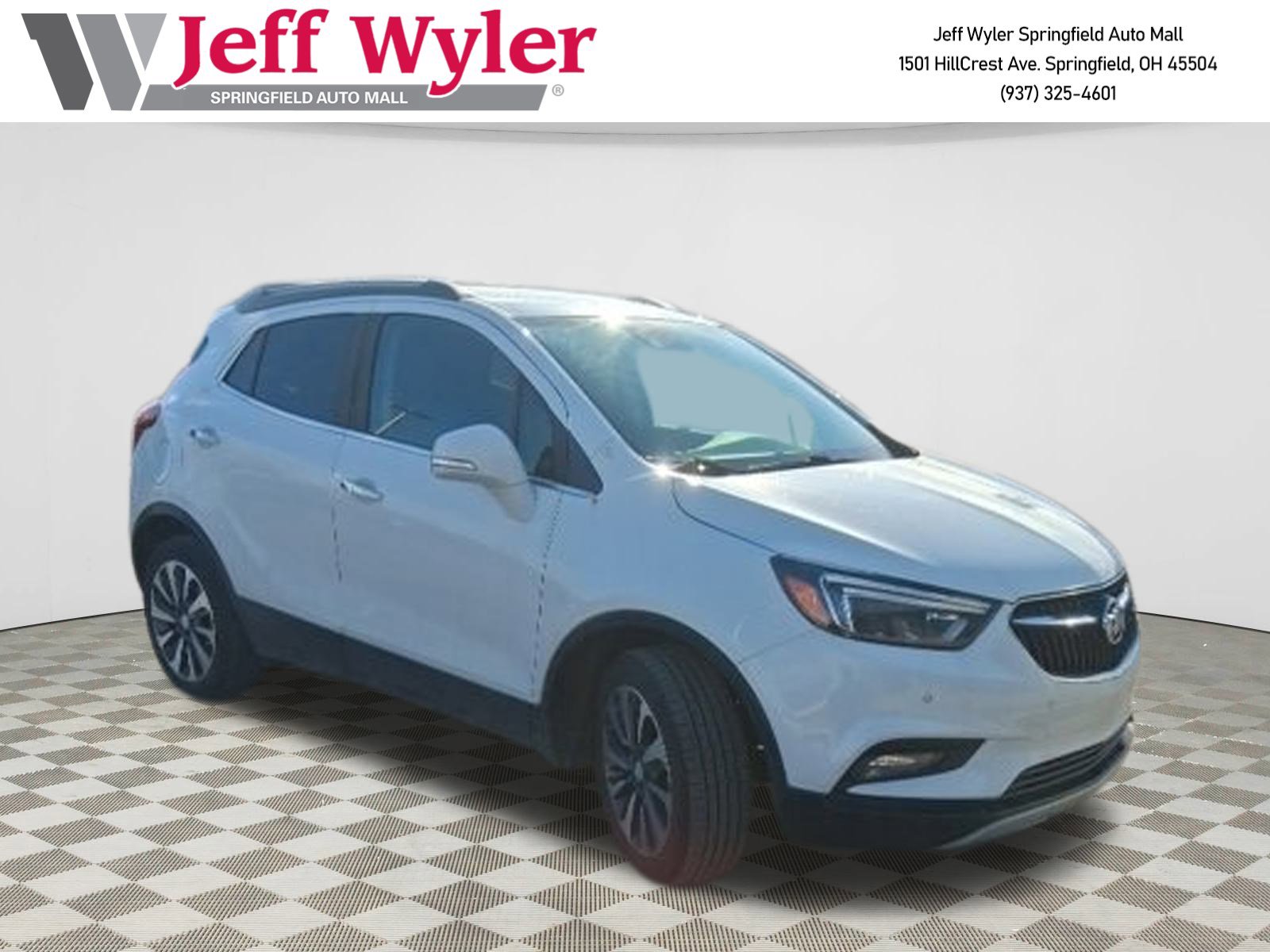 2019 Buick Encore Essence's photo