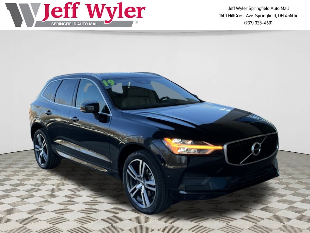 Used 2019 Volvo XC60 T5 AWD Momentum SUV