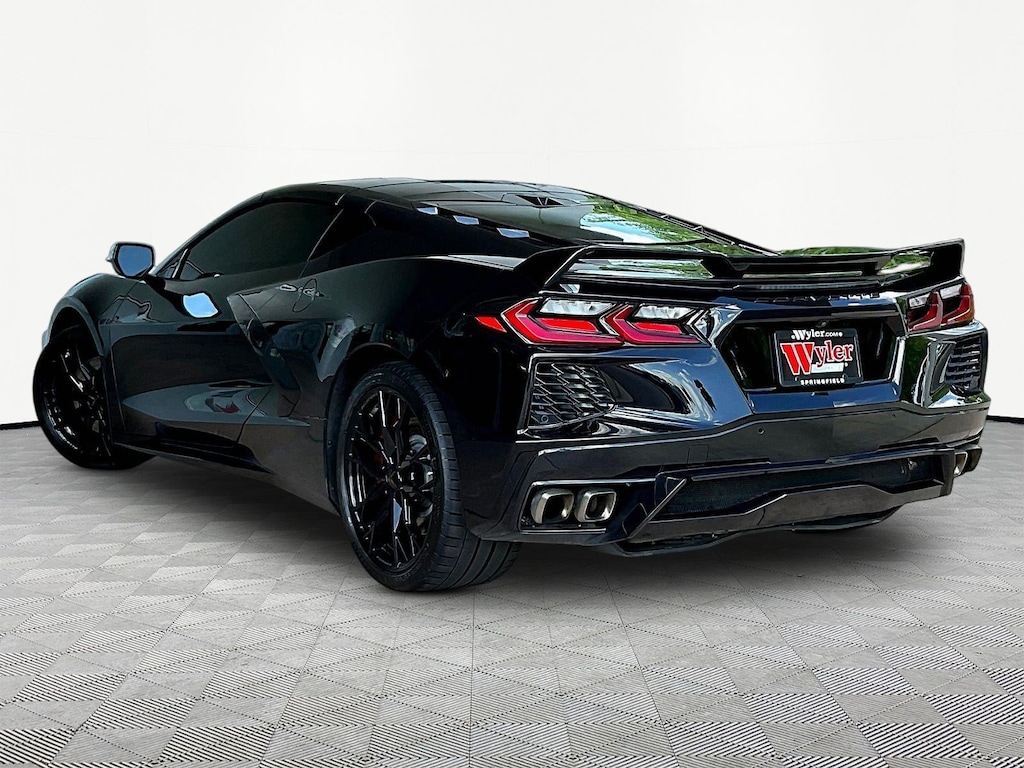 Used 2024 Chevrolet Corvette 2dr Stingray Cpe w/2LT Coupe