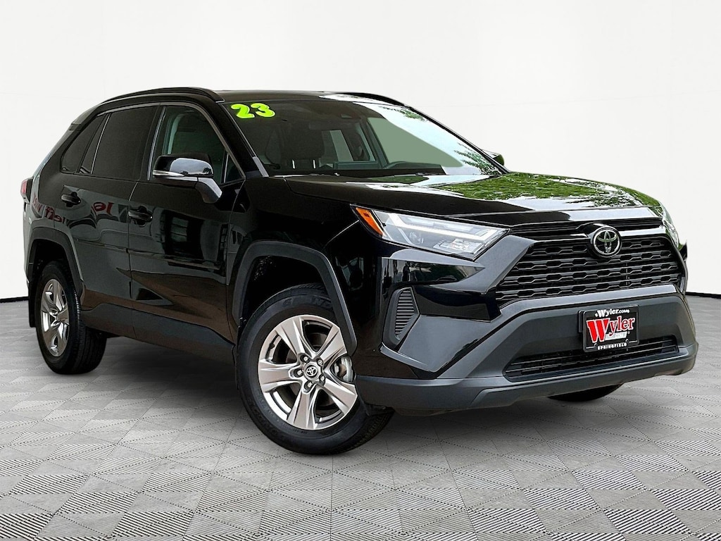 Used 2023 Toyota RAV4 XLE AWD SUV