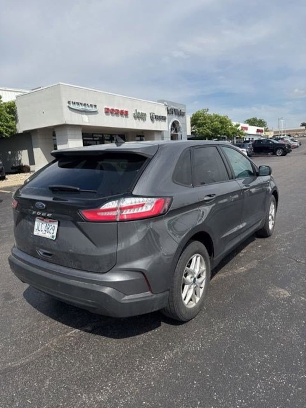 Used 2021 Ford Edge SE FWD SUV