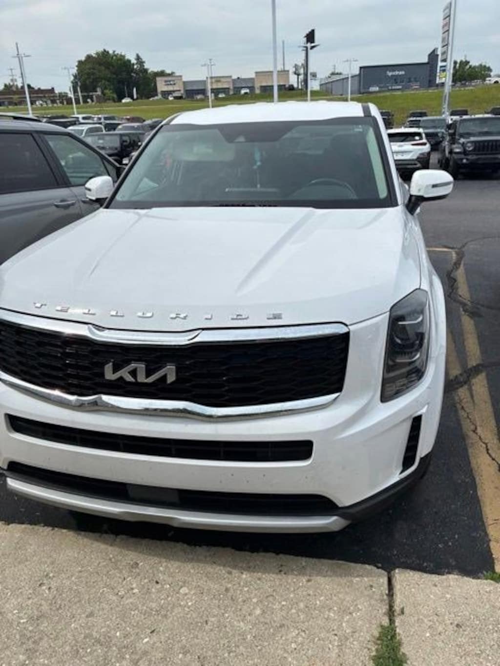Used 2022 Kia Telluride LX AWD SUV