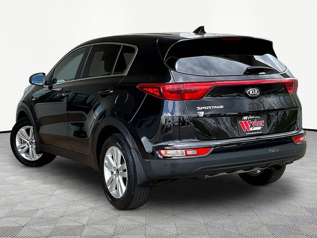 Used 2017 Kia Sportage LX AWD SUV