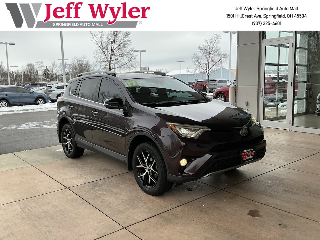 Used 2017 Toyota RAV4 SE AWD SUV