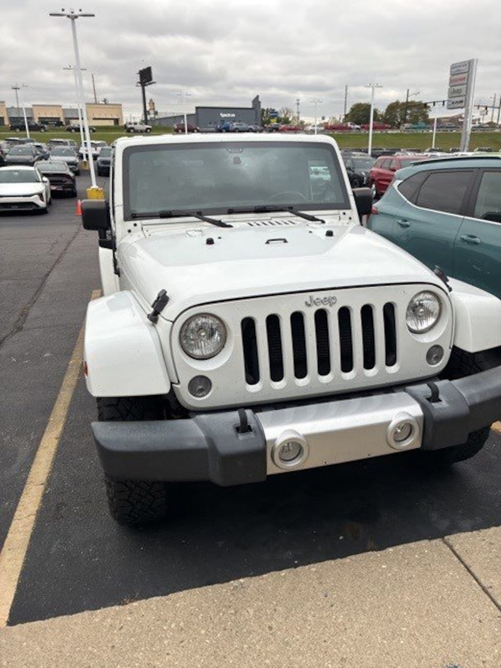 Used 2015 Jeep Wrangler 4WD 2dr Sahara SUV