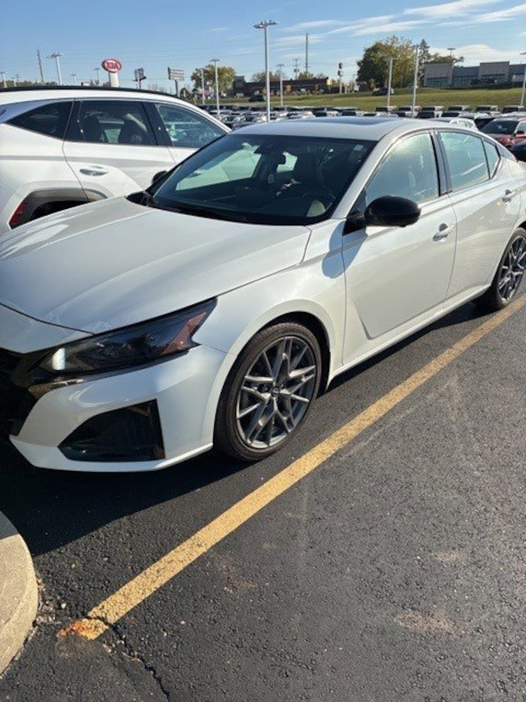 Used 2023 Nissan Altima 2.0 SR Sedan Sedan