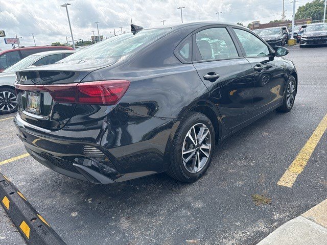 Used 2023 Kia Forte LXS with VIN 3KPF24AD7PE671552 for sale in Springfield, OH
