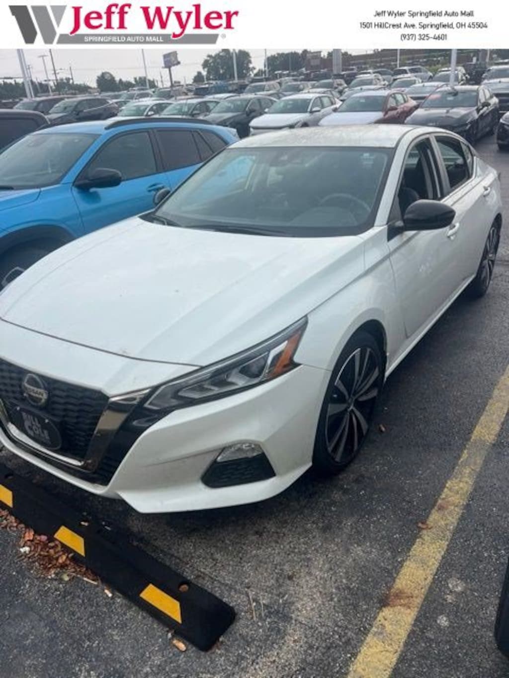 Used 2022 Nissan Altima 2.5 SR Sedan Sedan