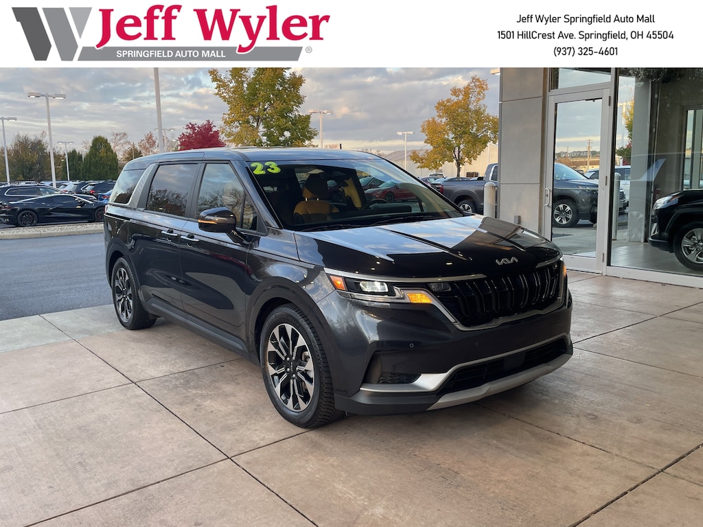 Used 2023 Kia Carnival EX FWD MPV