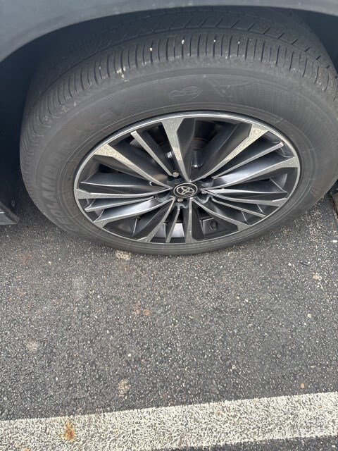 2024 Toyota Grand Highlander Hybrid MAX Platinum photo 4