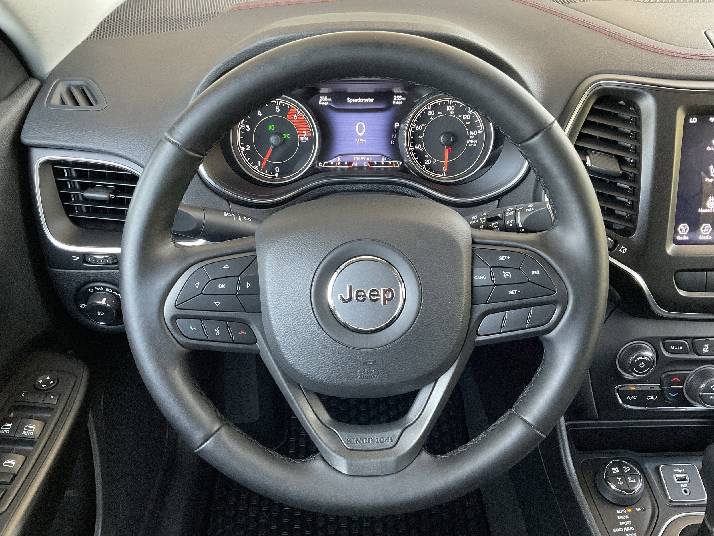 2020 Jeep Cherokee Trailhawk photo 4