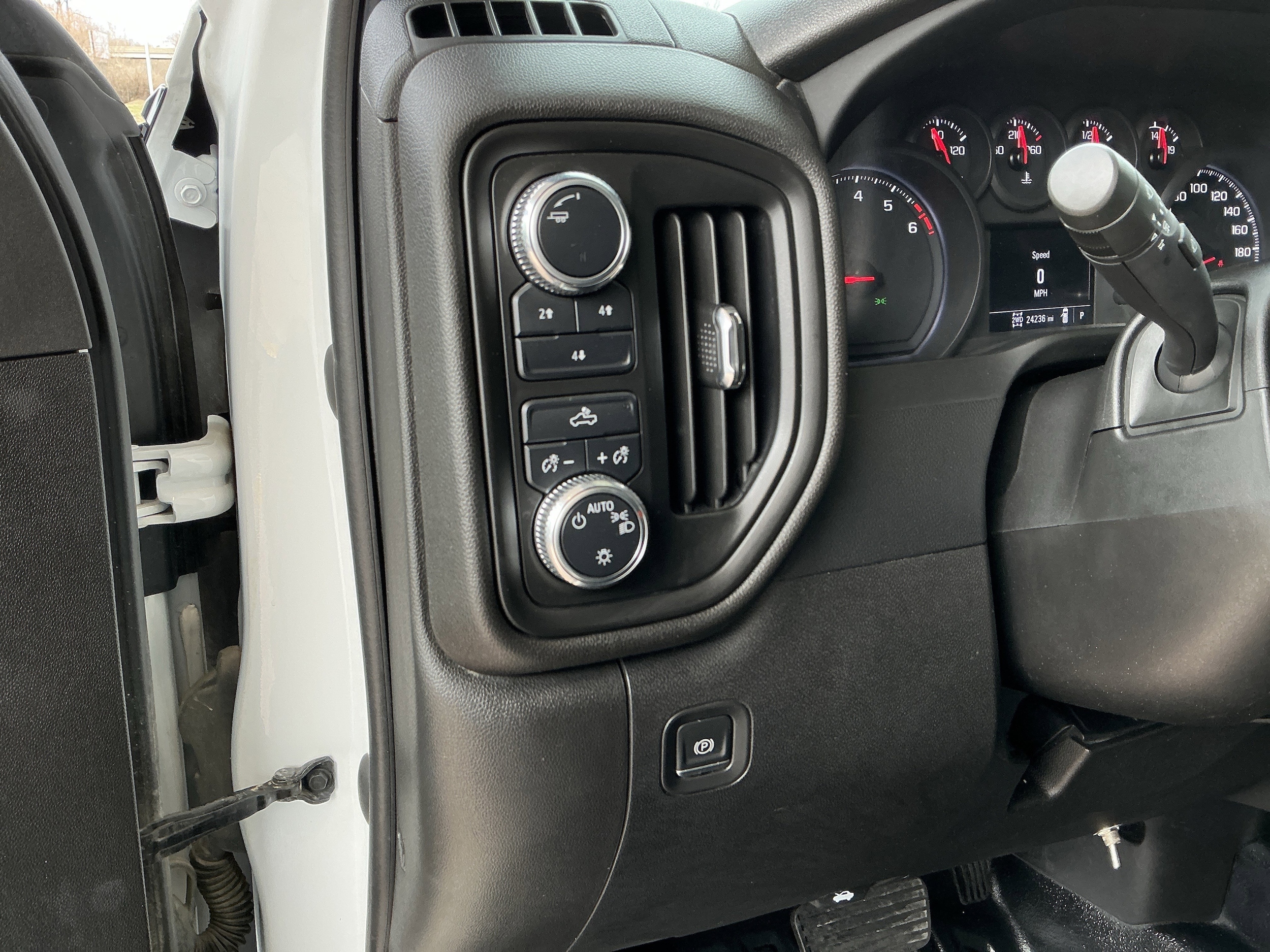 2023 GMC Sierra 2500HD Pro - Photo 29