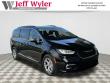 Used 2023 Chrysler Pacifica Limited FWD Van Passenger Van