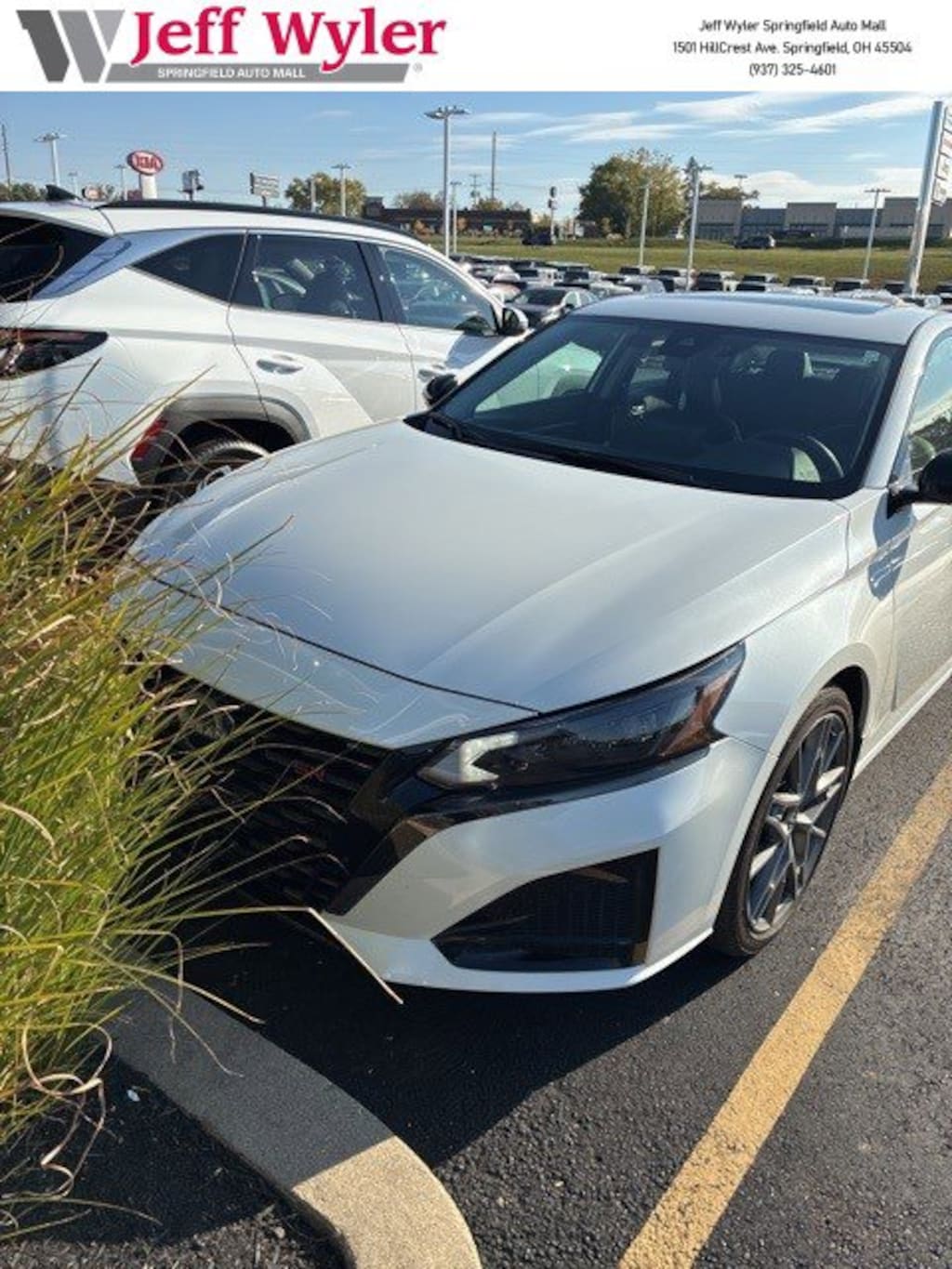Used 2023 Nissan Altima 2.0 SR Sedan Sedan