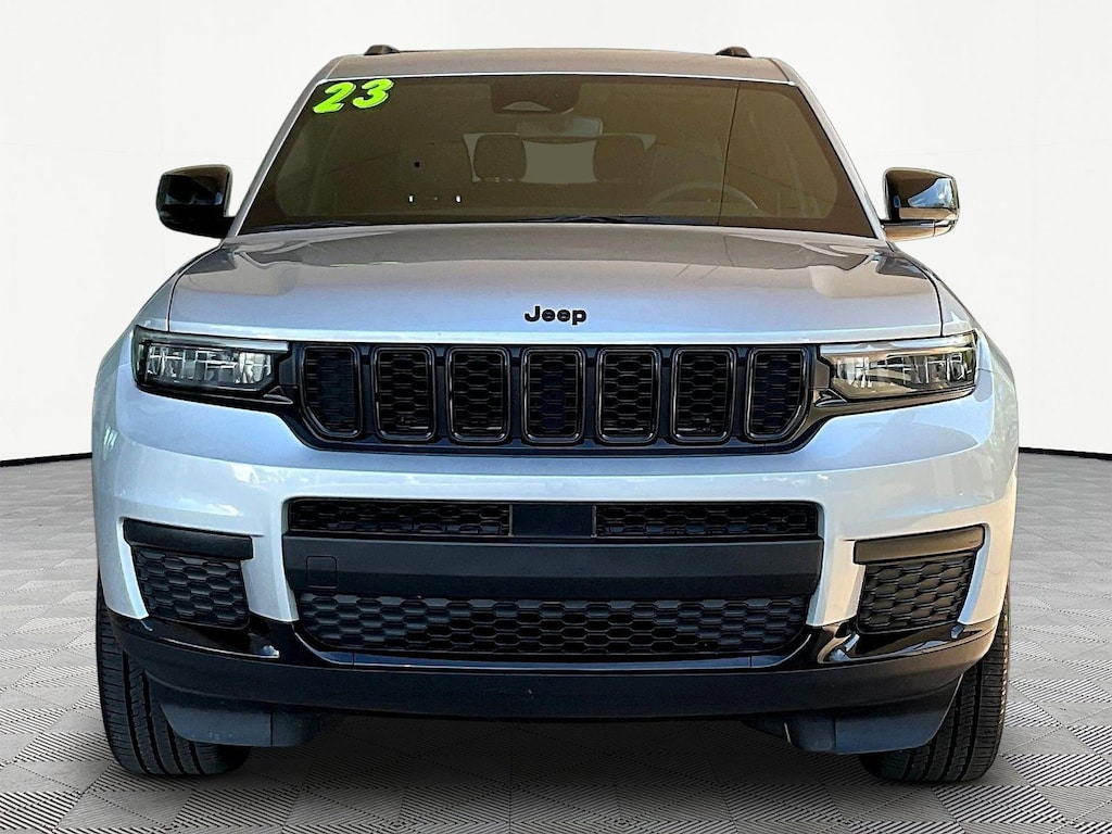 Used 2023 Jeep Grand Cherokee L Altitude 4x4 SUV
