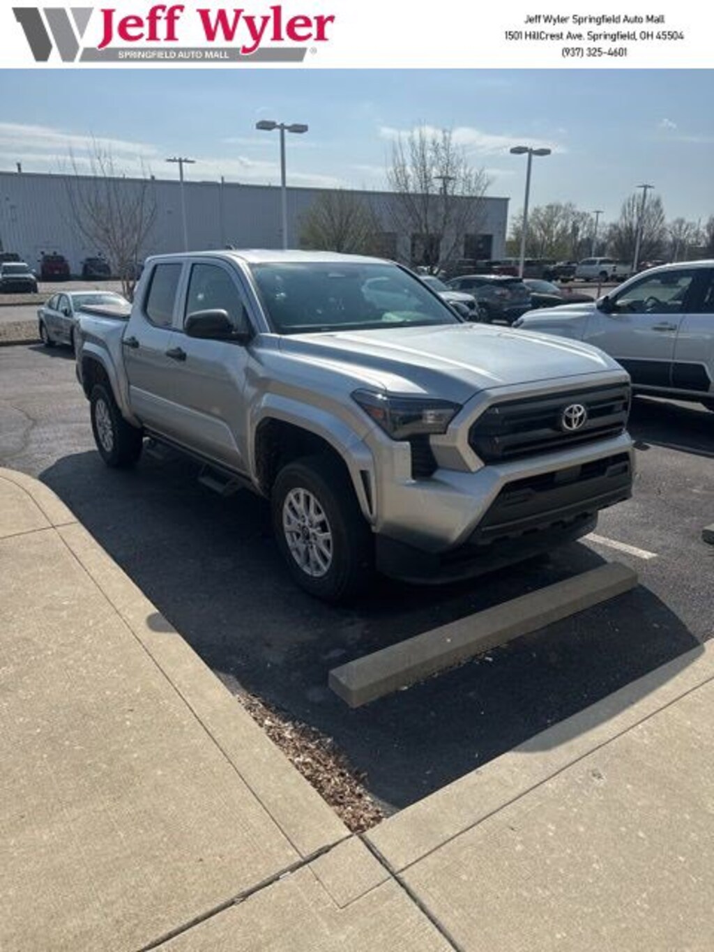 Used 2025 Toyota Tacoma 4WD SR Double Cab 5 Bed AT Truck Double Cab