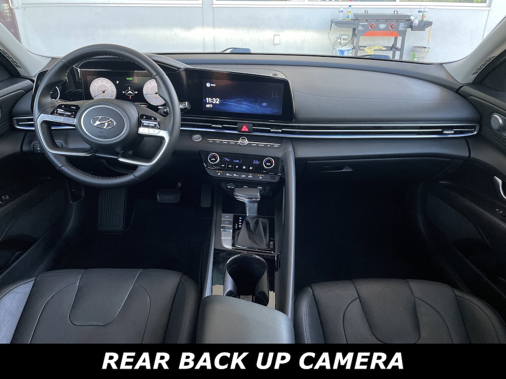 Used 2021 Hyundai Elantra Limited IVT *Ltd Avail* Sedan