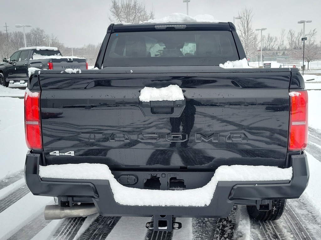 New 2025 Toyota Tacoma SR5 Truck Double Cab