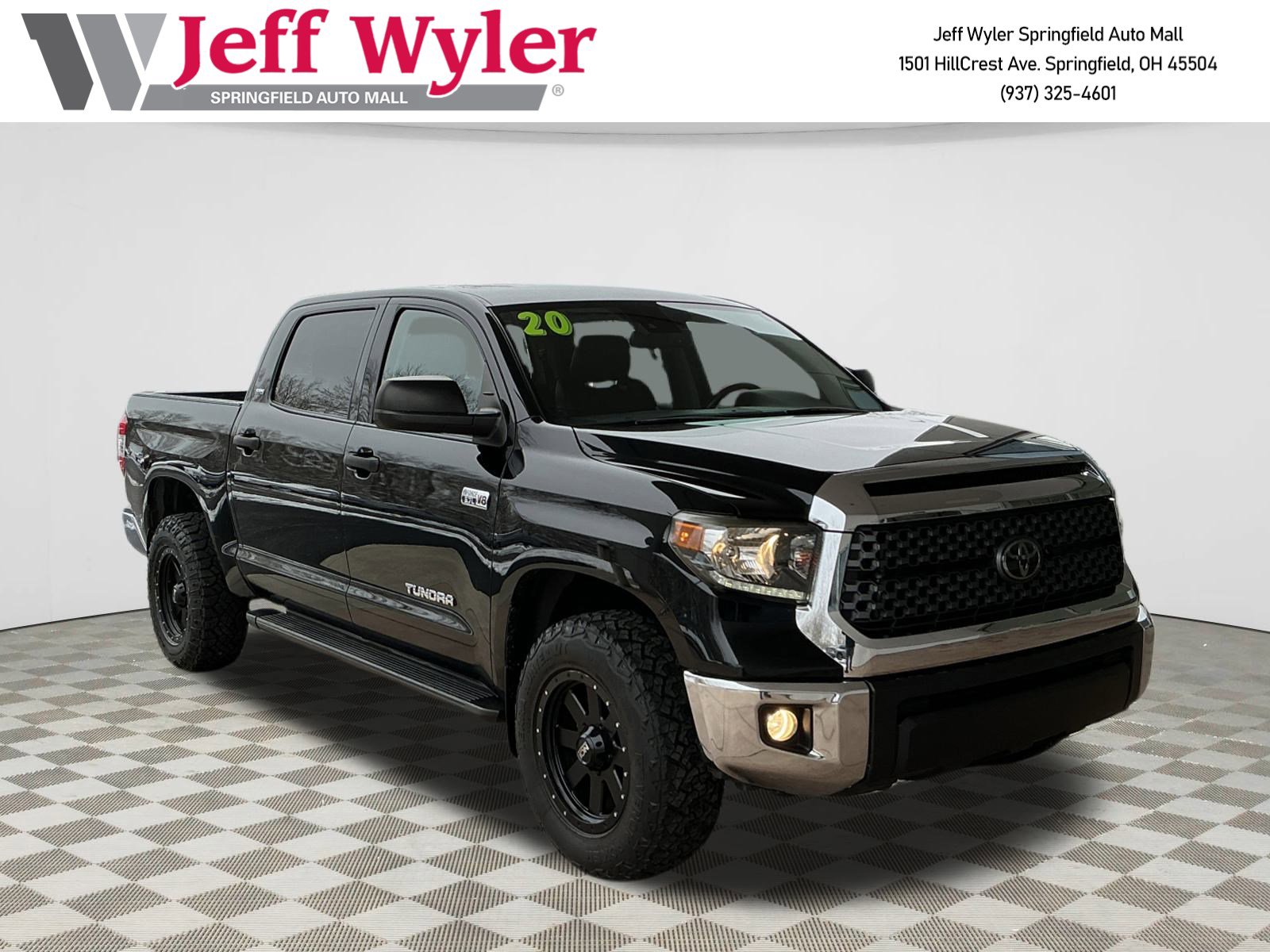 2020 Toyota Tundra SR5's photo