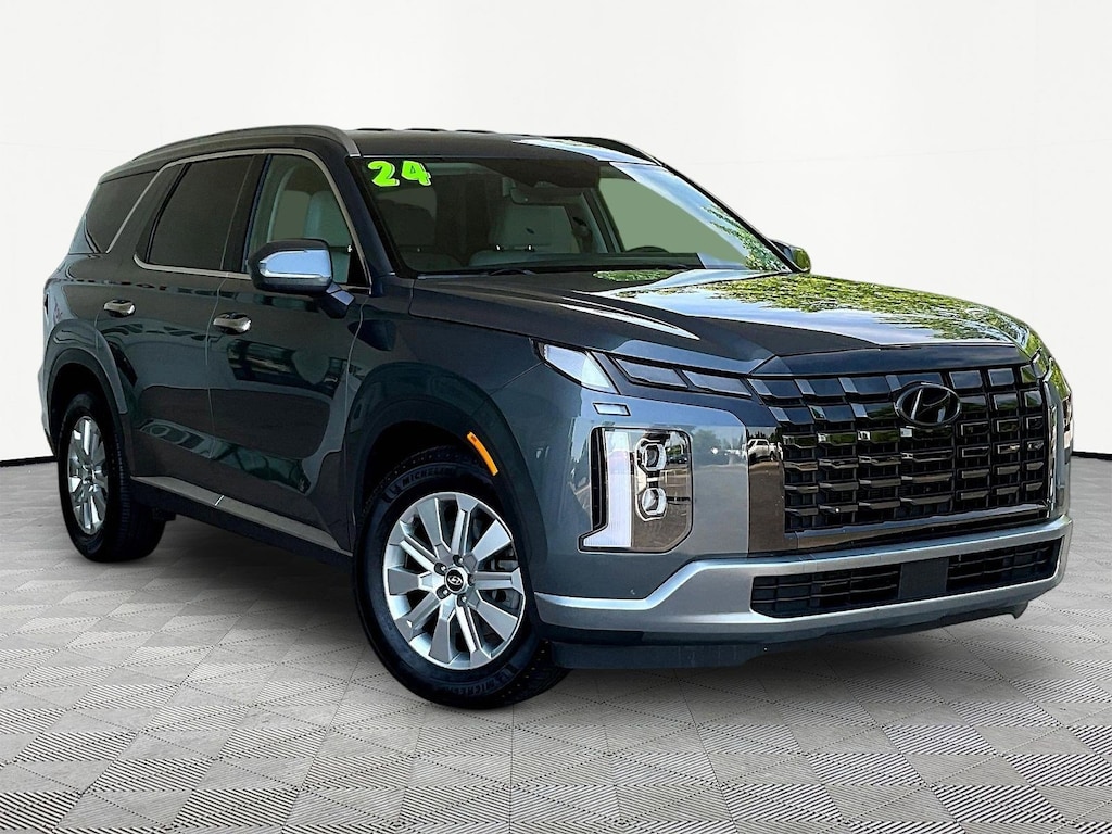 Used 2024 Hyundai Palisade SEL 7P AWD SUV