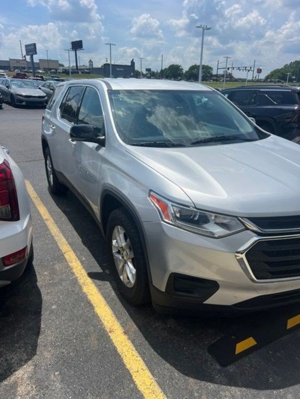 Used 2019 Chevrolet Traverse FWD 4dr LS w/1LS SUV