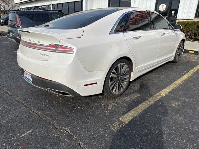 2017 Lincoln MKZ Reserve photo 4