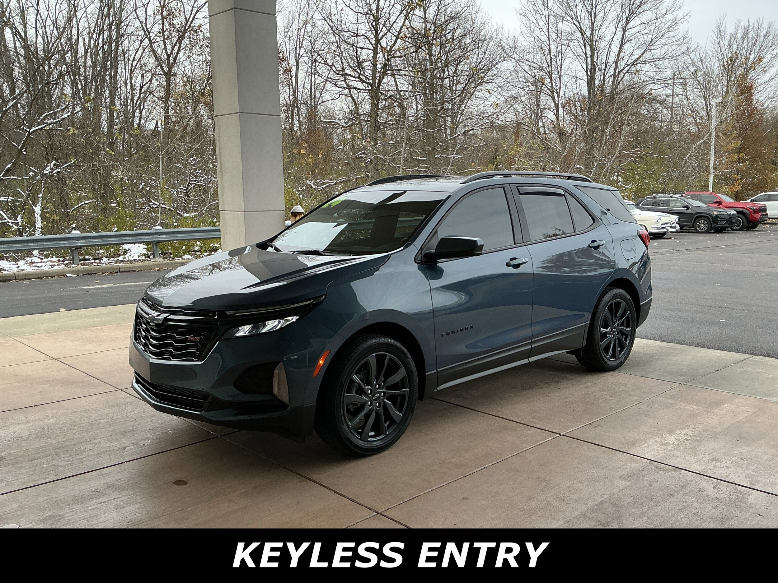 2024 Chevrolet Equinox RS photo 2