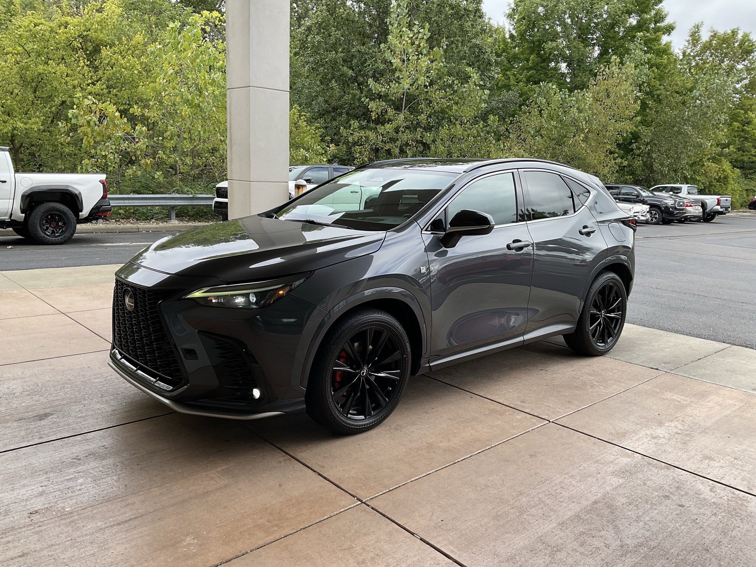 2022 Lexus NX 350 F SPORT Handling AWD photo 2