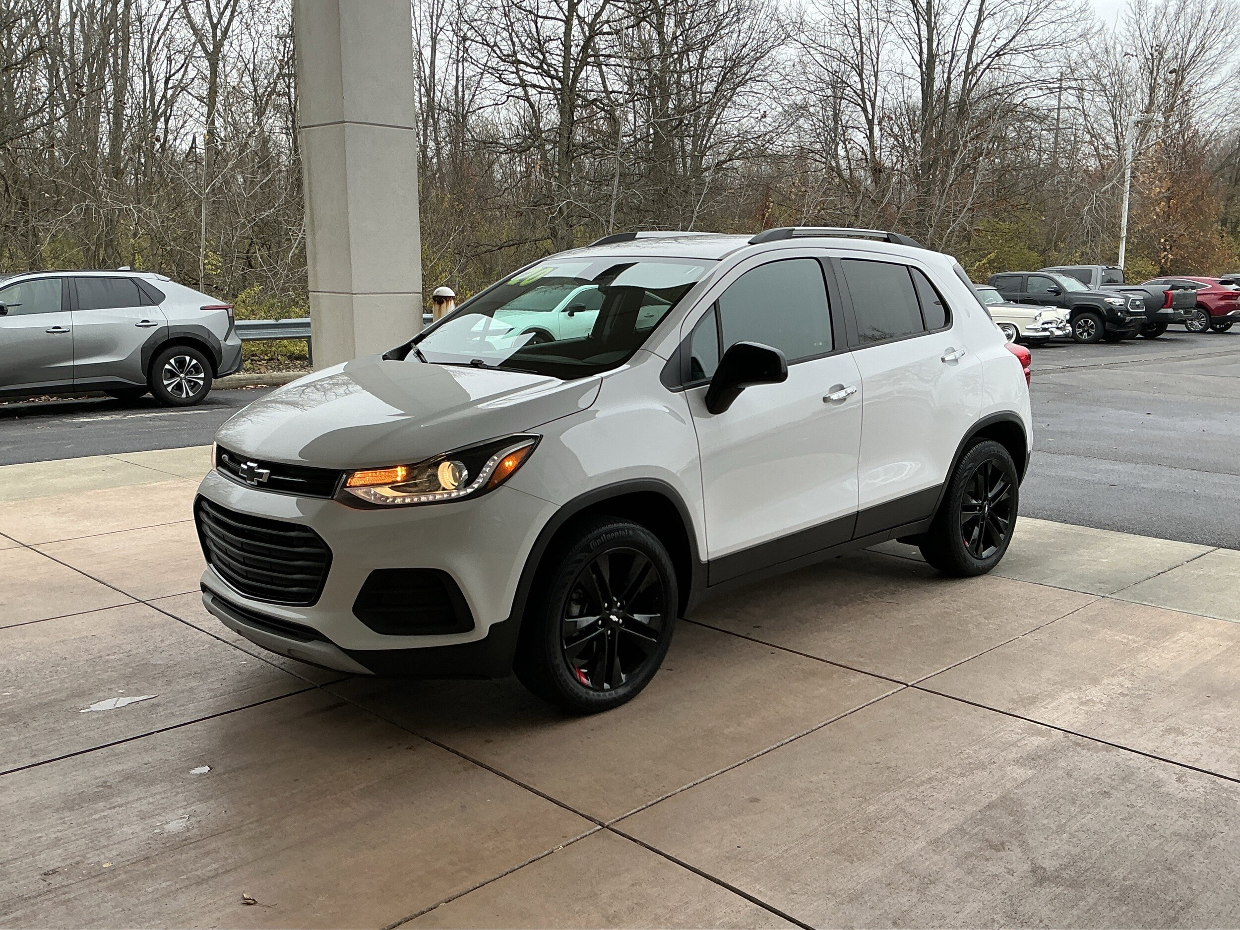 2020 Chevrolet Trax LT photo 3