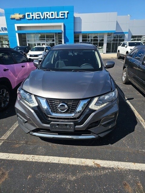 2017 Nissan Rogue S photo 3