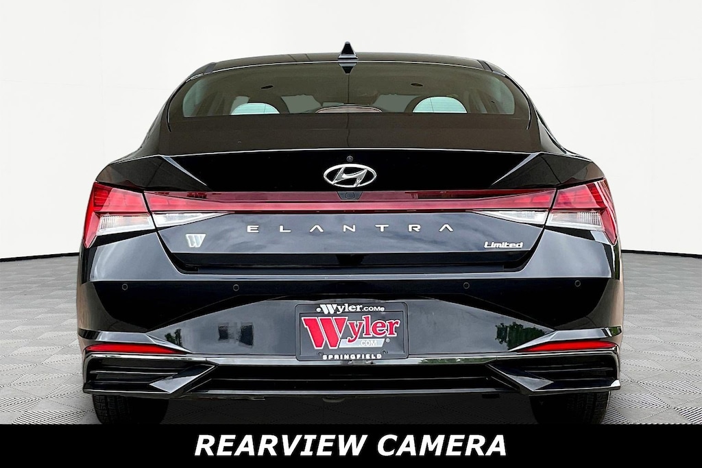 Used 2021 Hyundai Elantra Limited IVT *Ltd Avail* Sedan