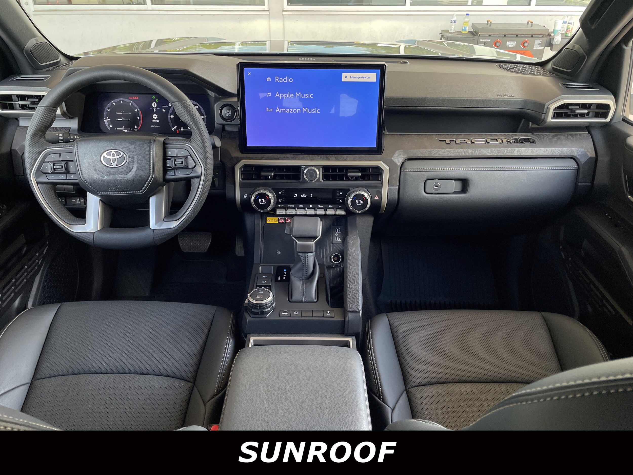 2024 Toyota Tacoma Limited Double Cab photo 4