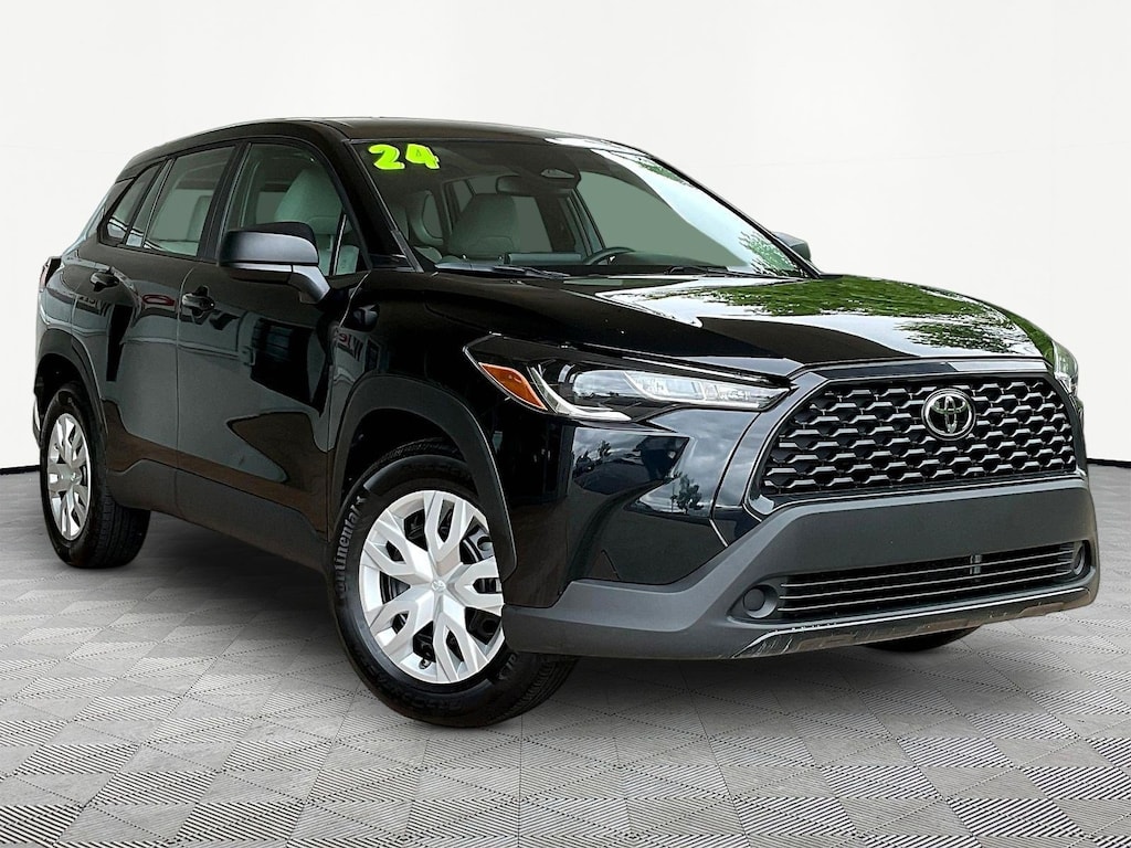 Used 2024 Toyota Corolla Cross L 2WD SUV