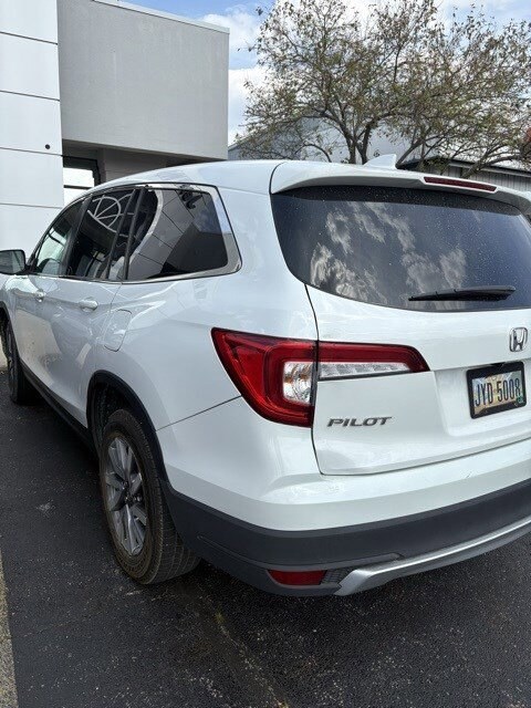 2021 Honda Pilot EX photo 3