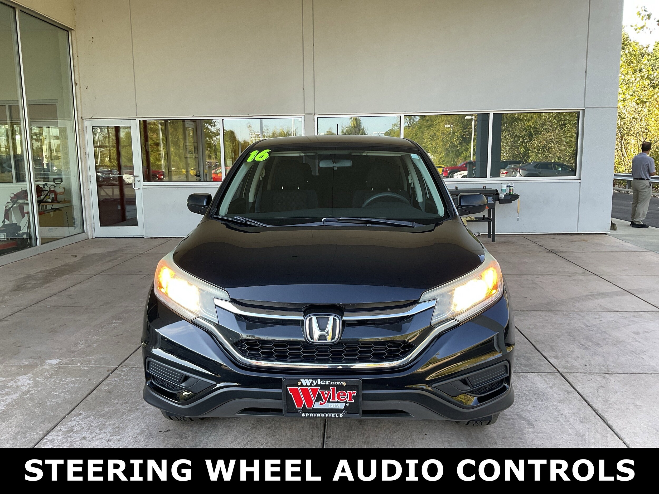 2016 Honda CR-V SE photo 2