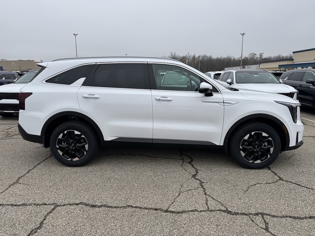 New 2026 Kia Sorento S SUV