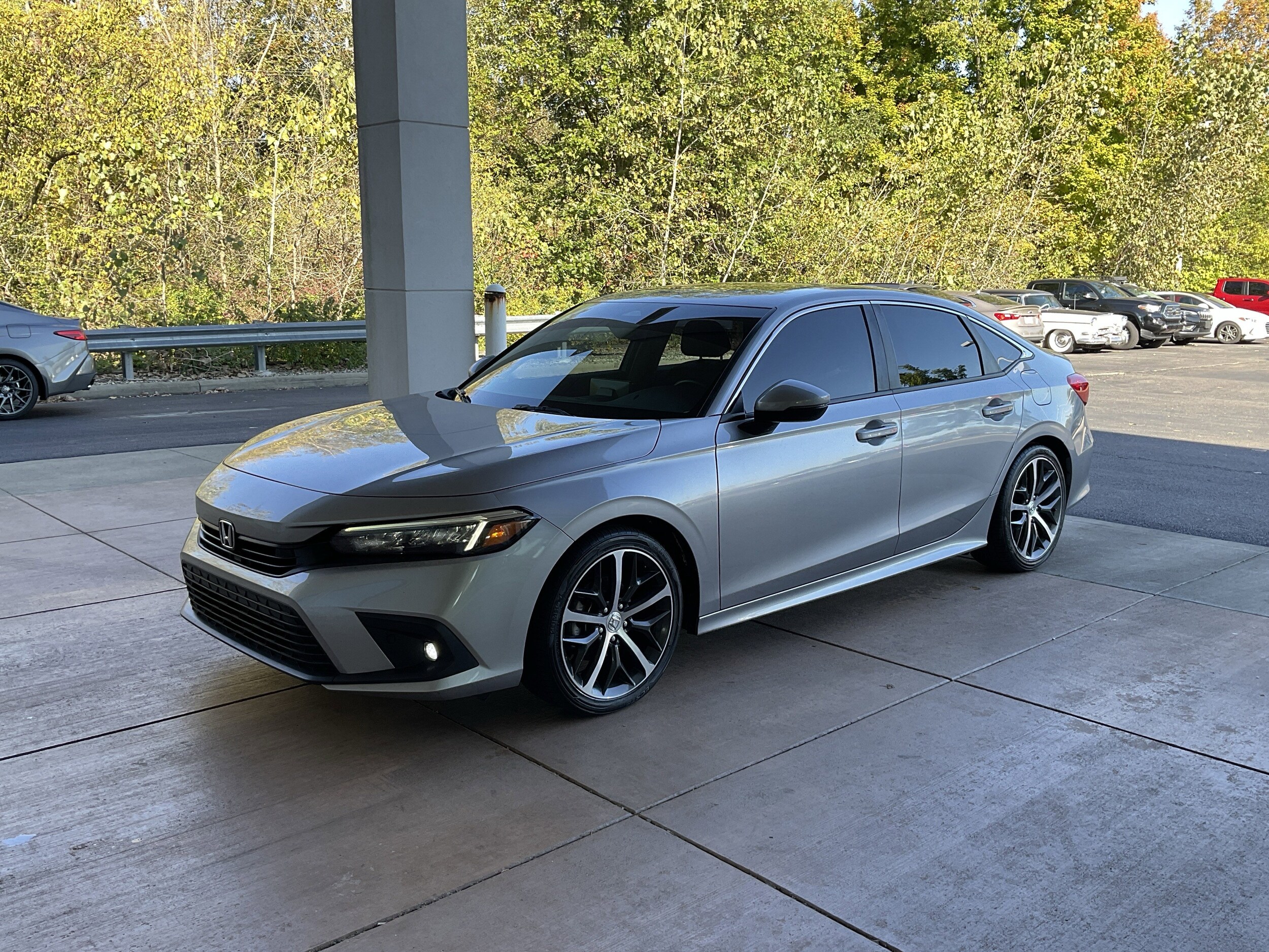 2022 Honda Civic Touring photo 3