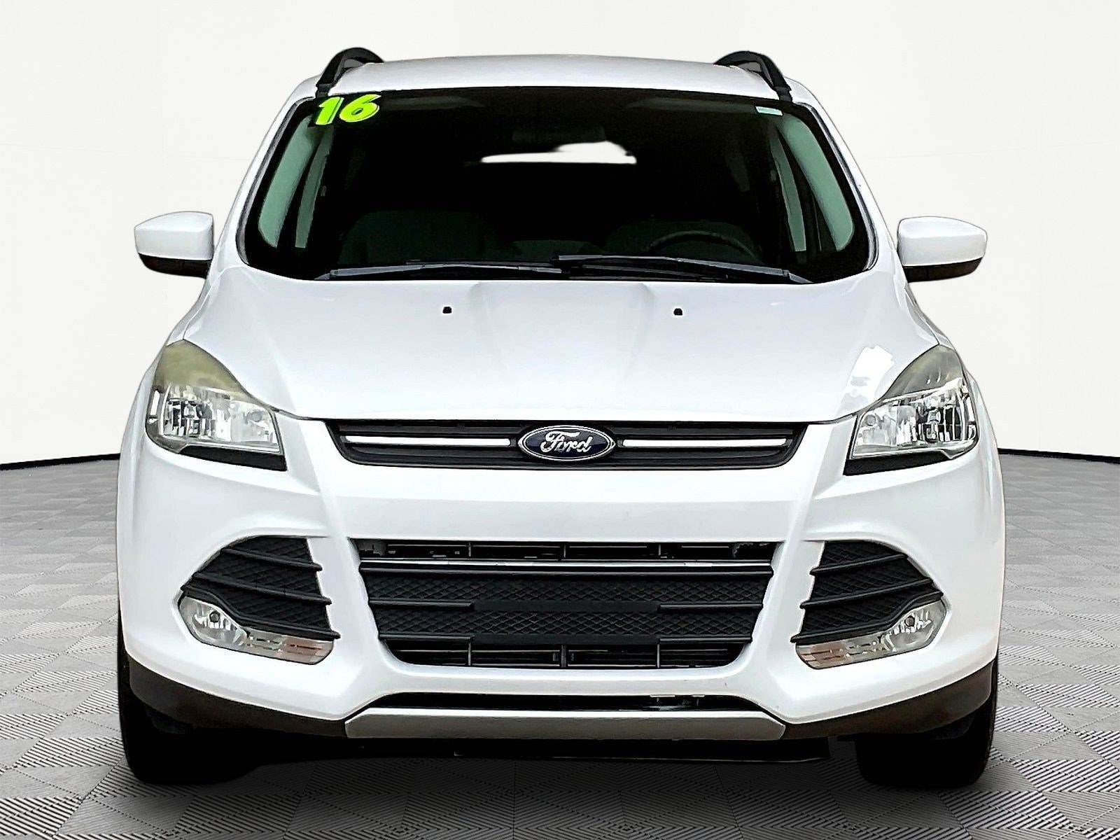 Used 2016 Ford Escape SE with VIN 1FMCU0GX7GUB92004 for sale in Springfield, OH