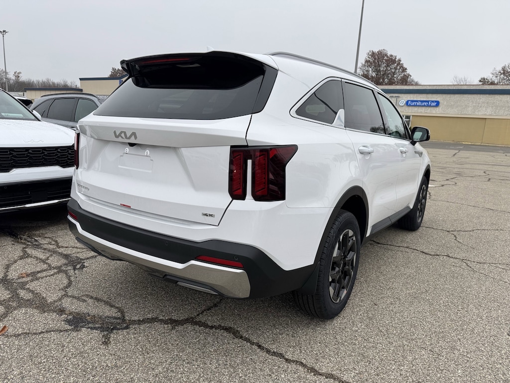 New 2026 Kia Sorento S SUV