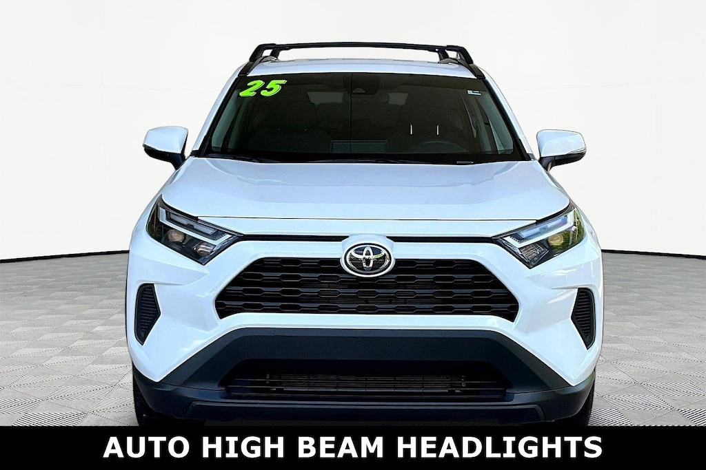 Used 2025 Toyota RAV4 XLE FWD SUV